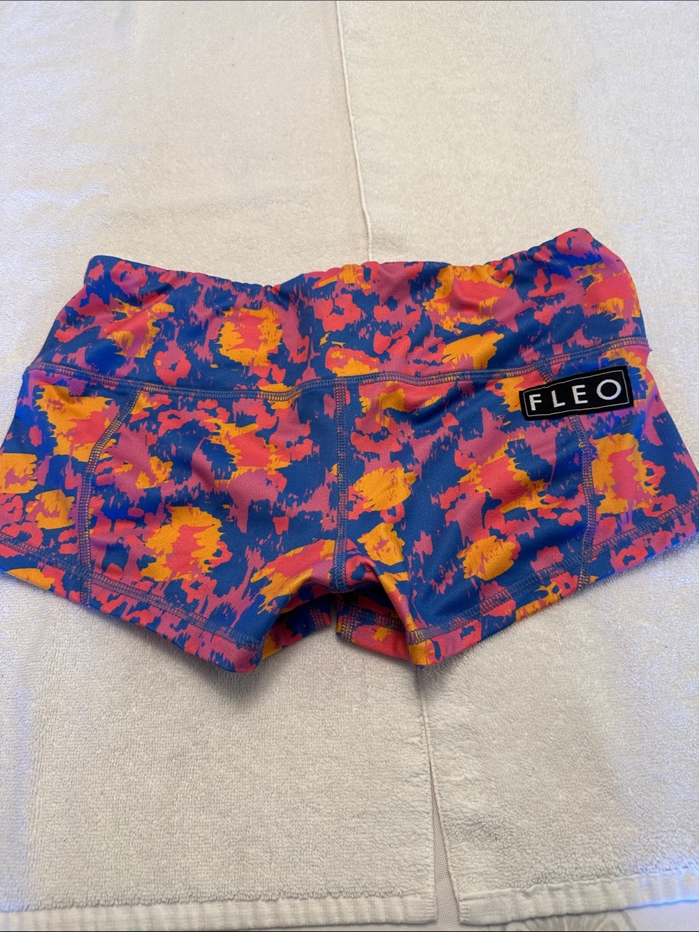 Fleo Women's LOW RISE CONTOUR Abstract Print Bike Shorts in Pink, Blue & Yellow